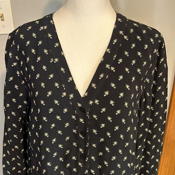 Garnet Hill vneck button up dress size 10 - Picture 2 of 7